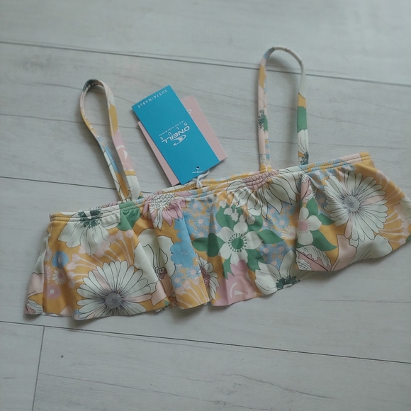 O'Neill NEW Girls Twiggy Ruffle Bikini Top & Bottoms - Picture 4 of 12